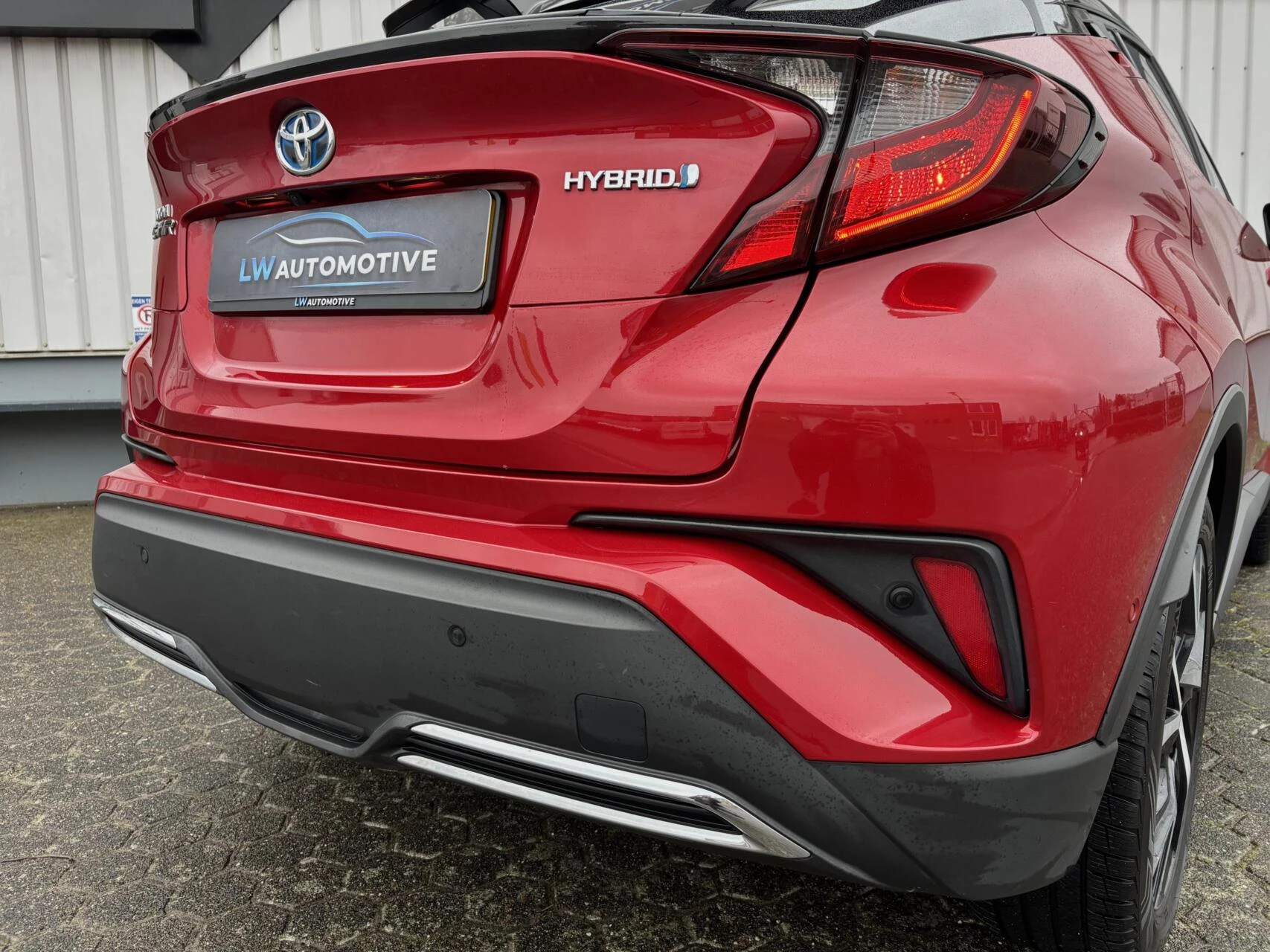 Hoofdafbeelding Toyota C-HR