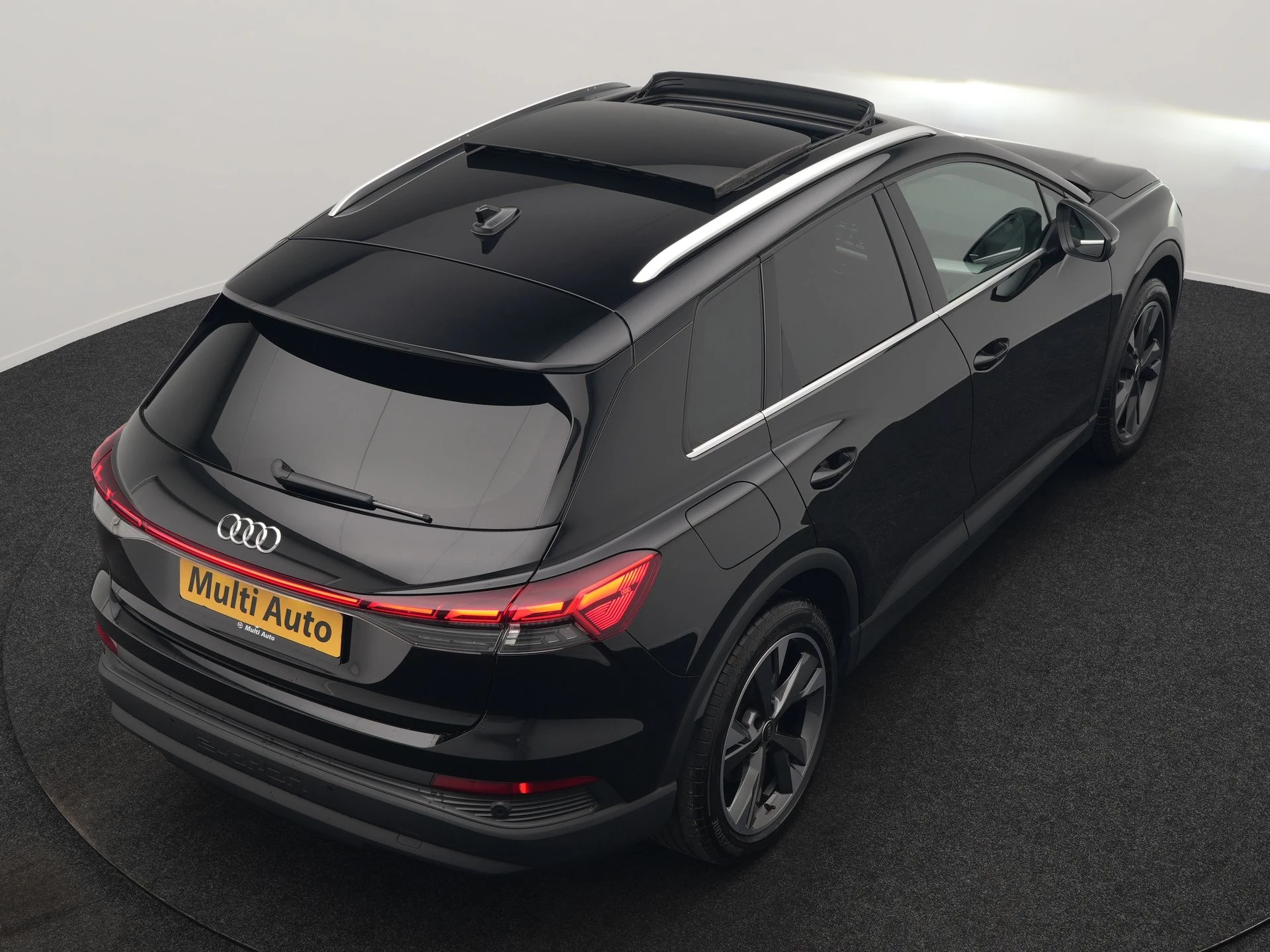 Hoofdafbeelding Audi Q4 e-tron