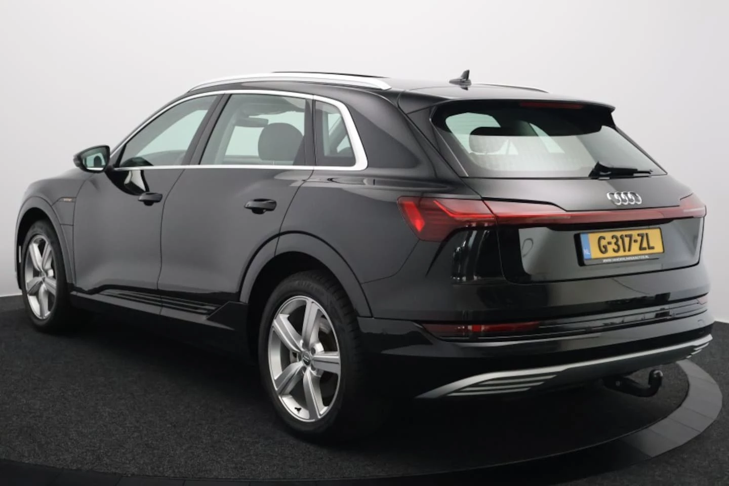 Hoofdafbeelding Audi e-tron