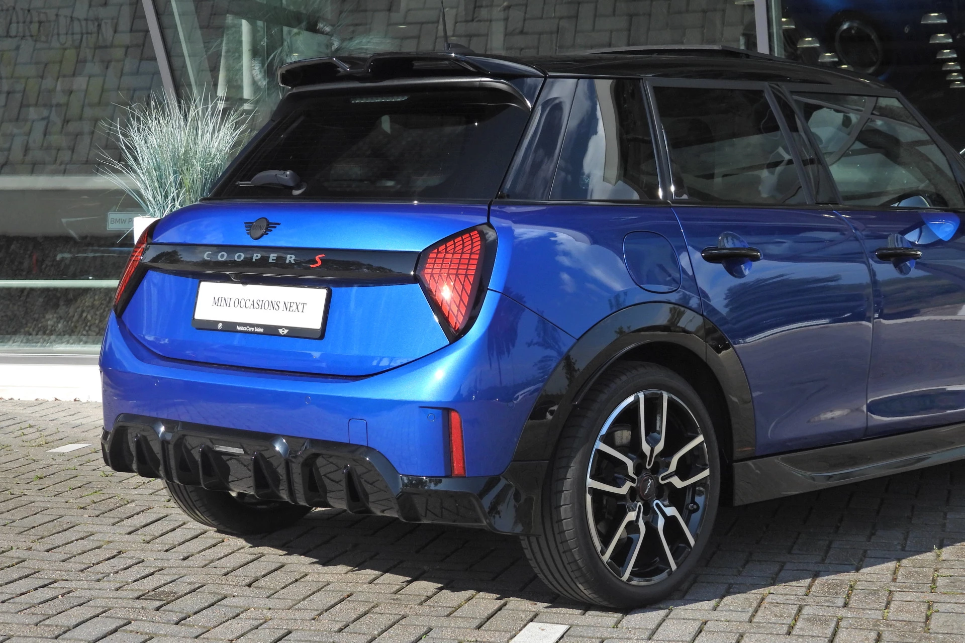 Hoofdafbeelding MINI 5-deurs