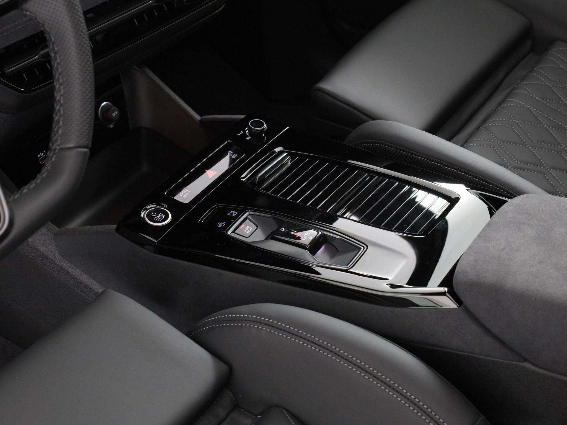 Hoofdafbeelding Audi Q6 e-tron