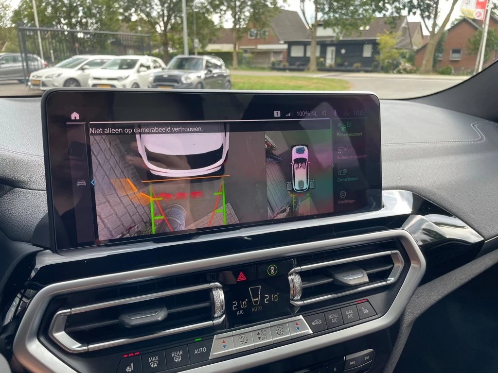 Hoofdafbeelding BMW iX3