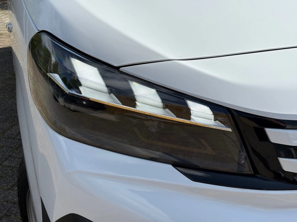 Hoofdafbeelding Peugeot e-Expert