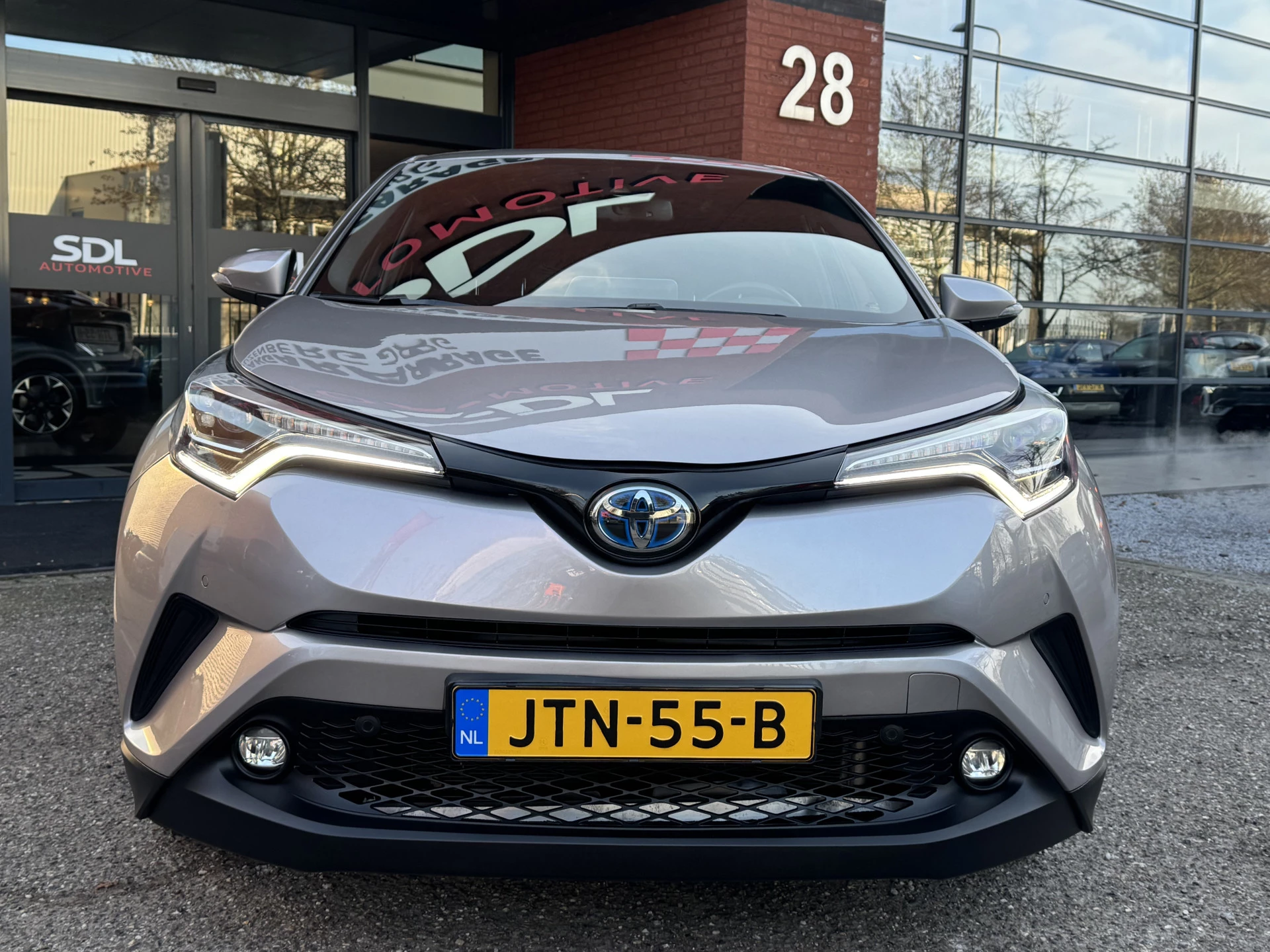 Hoofdafbeelding Toyota C-HR