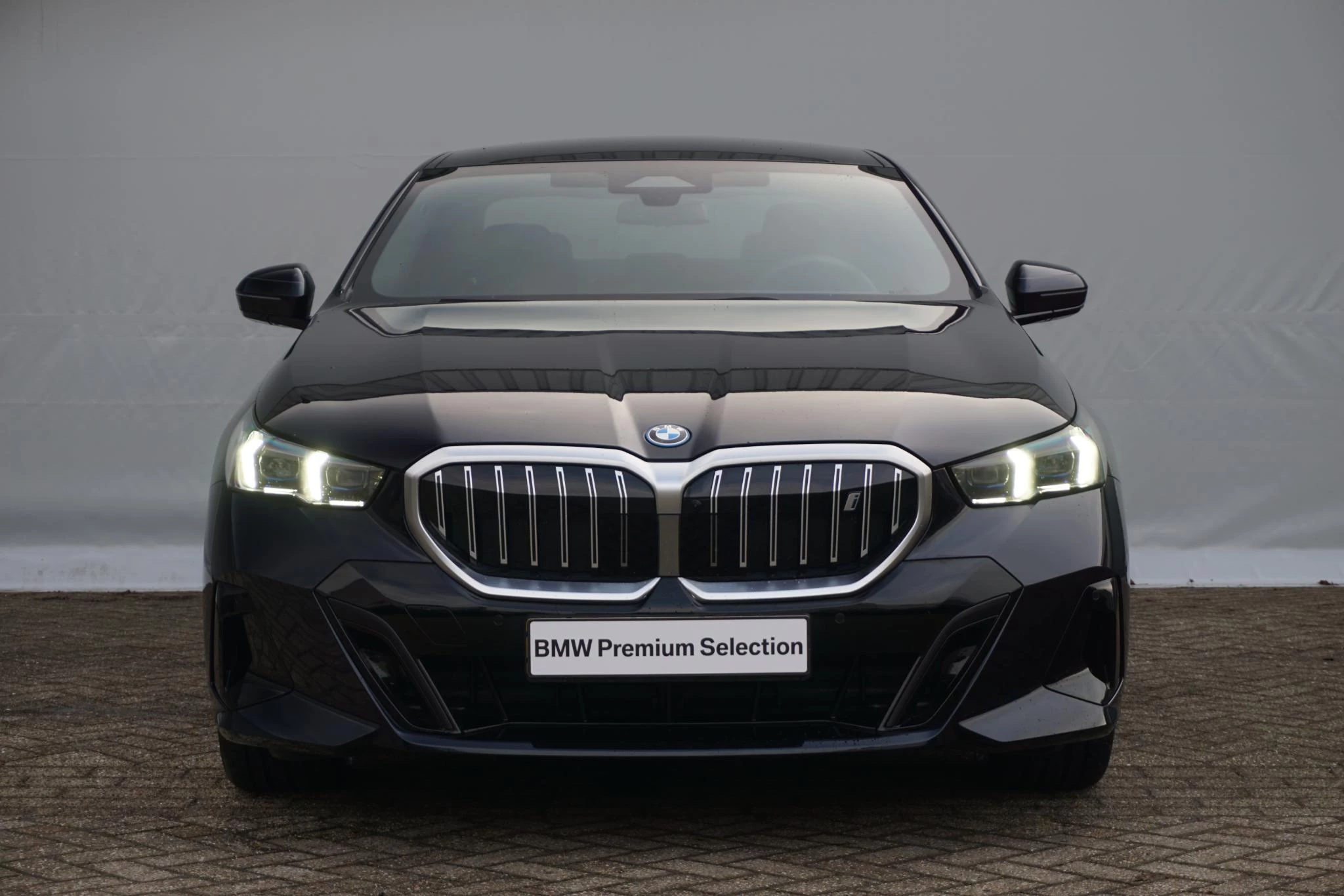Hoofdafbeelding BMW i5