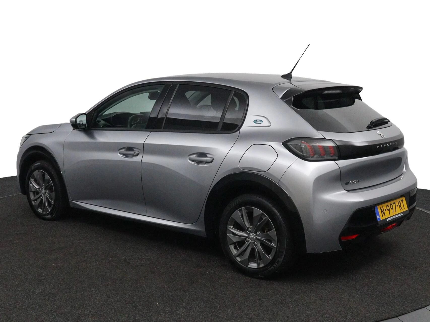 Hoofdafbeelding Peugeot e-208