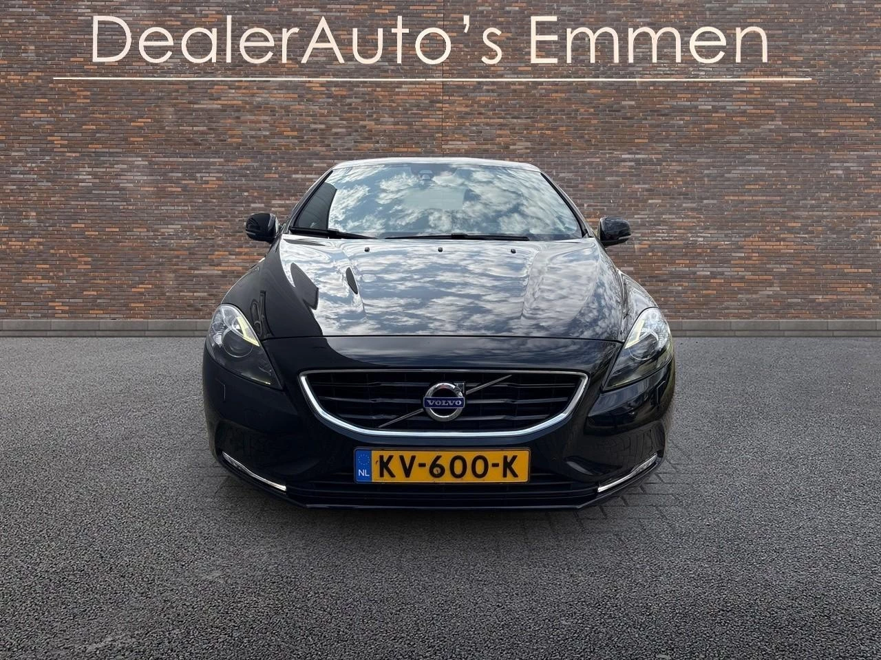 Hoofdafbeelding Volvo V40