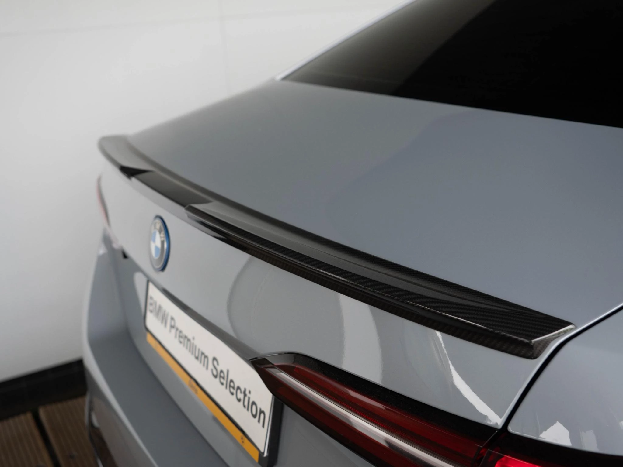 Hoofdafbeelding BMW i5