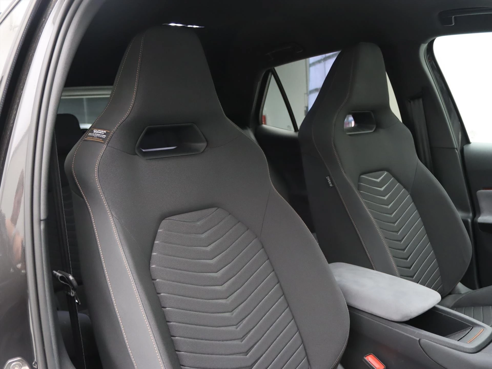 Hoofdafbeelding CUPRA Born
