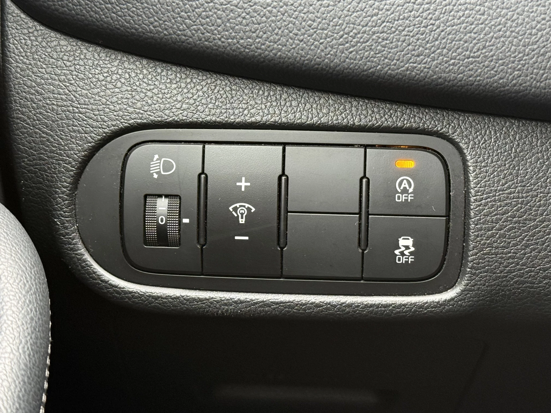 Hoofdafbeelding Kia Carens