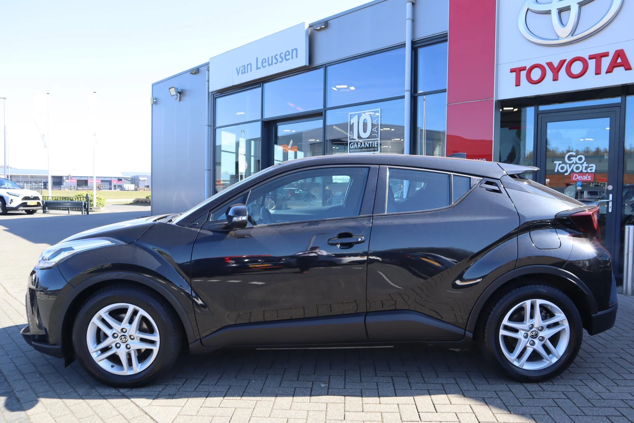 Hoofdafbeelding Toyota C-HR