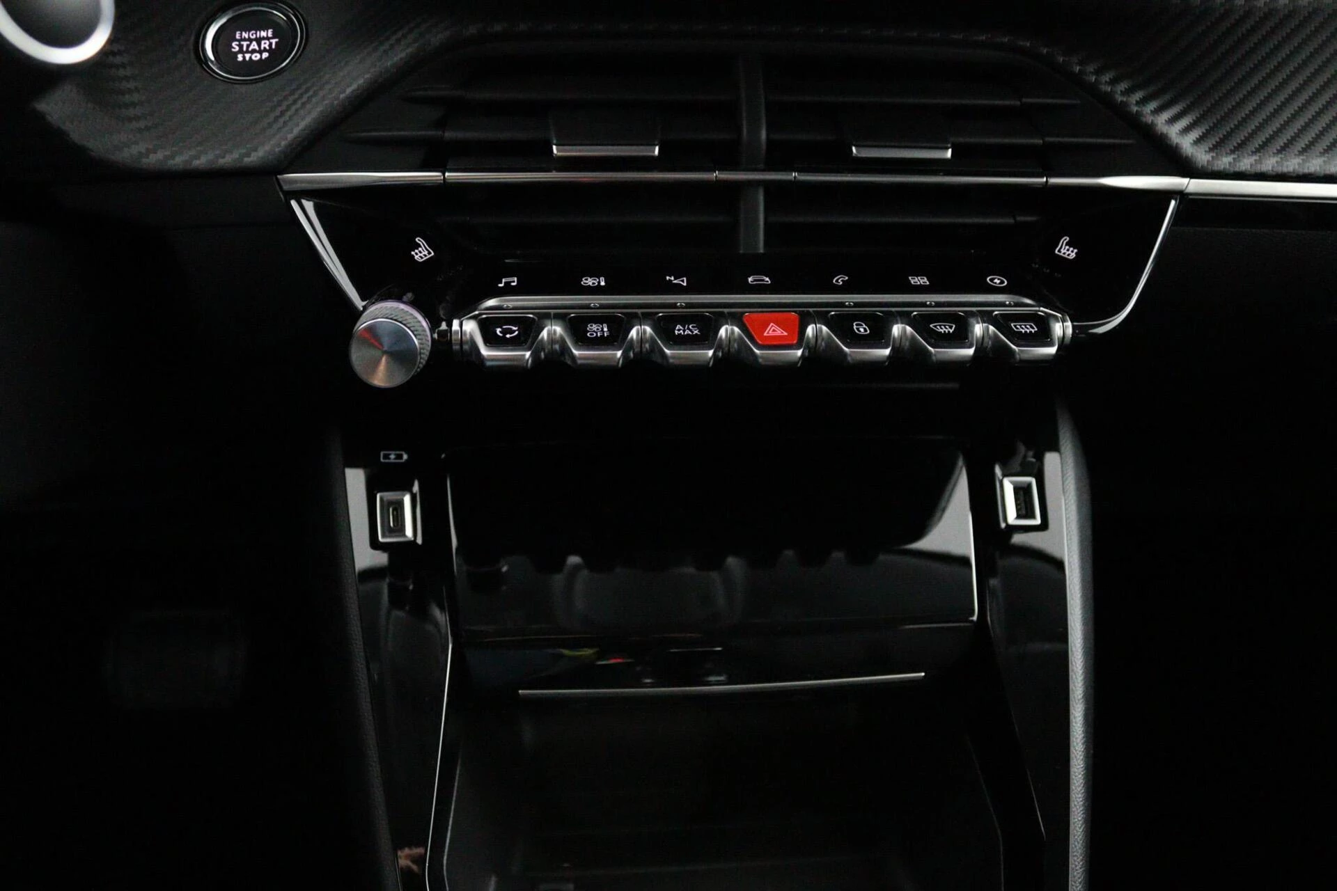 Hoofdafbeelding Peugeot e-208