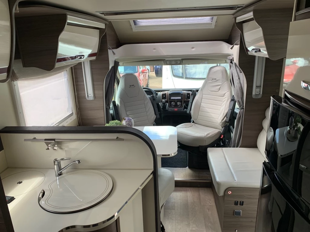 Hoofdafbeelding McLouis Carat 480g Queensbed Hefbed