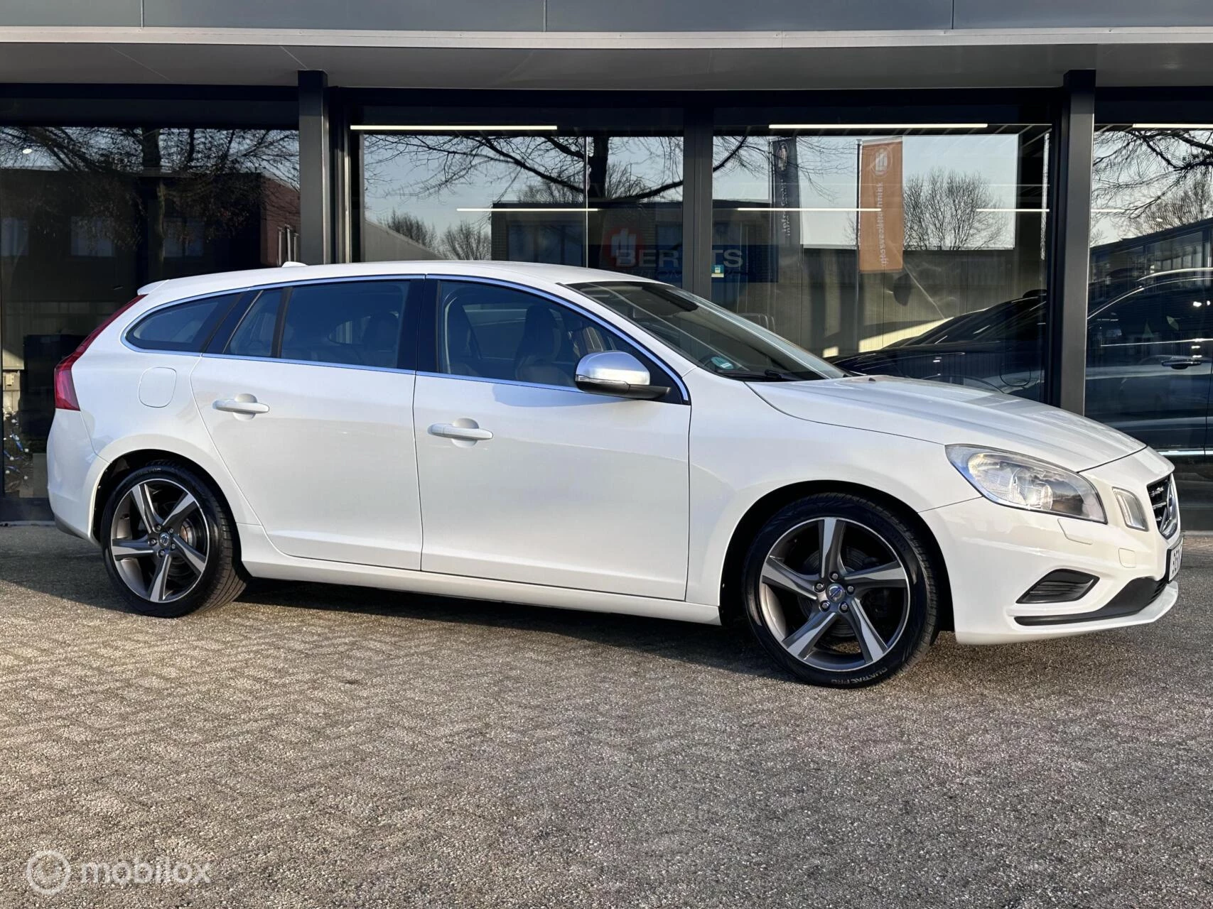 Hoofdafbeelding Volvo V60