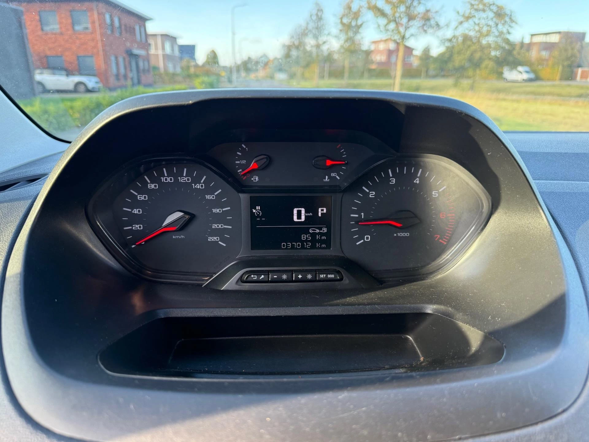 Hoofdafbeelding Peugeot Partner