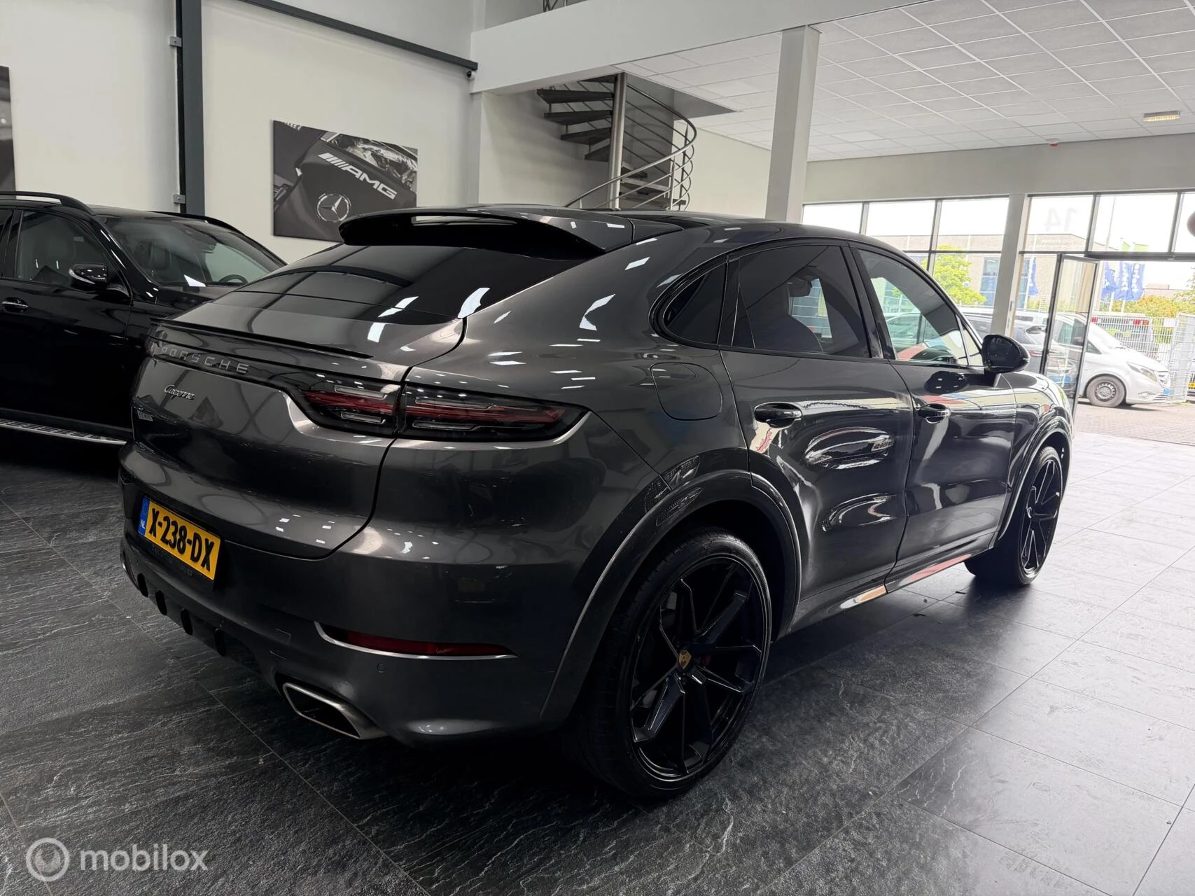 Hoofdafbeelding Porsche Cayenne
