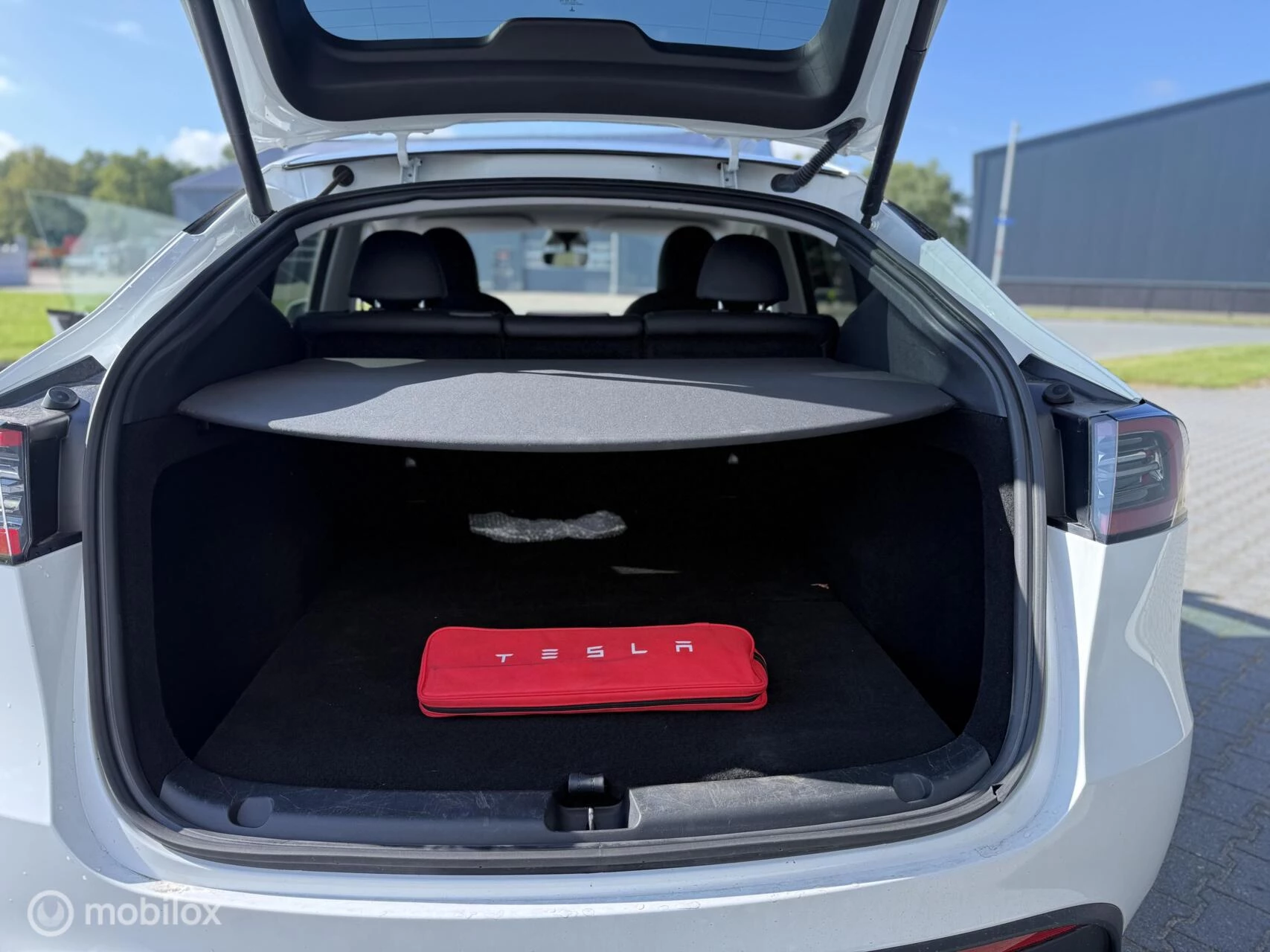 Hoofdafbeelding Tesla Model Y