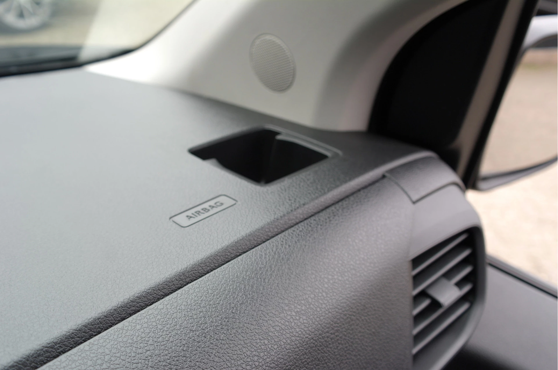 Hoofdafbeelding Peugeot e-Expert