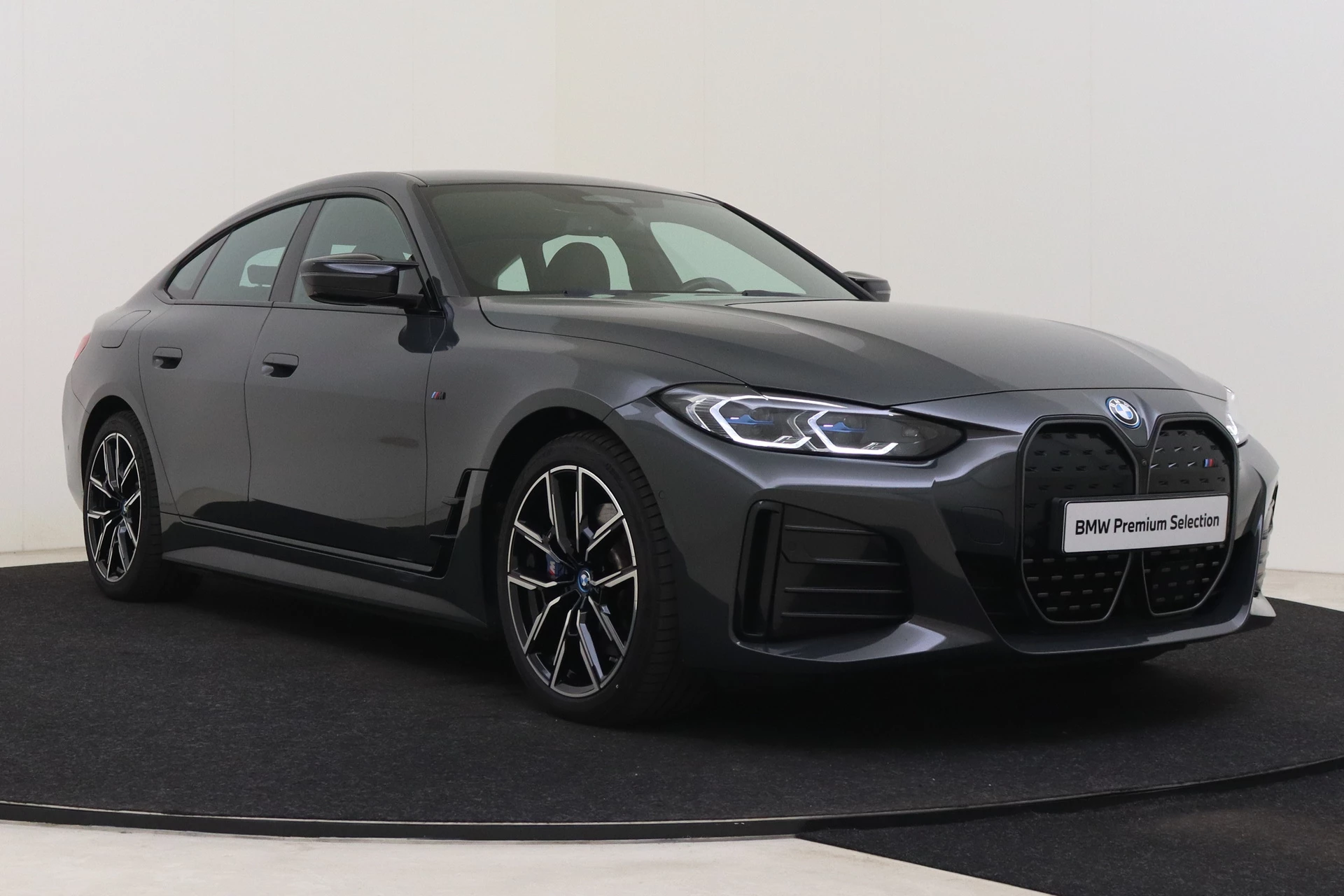Hoofdafbeelding BMW i4