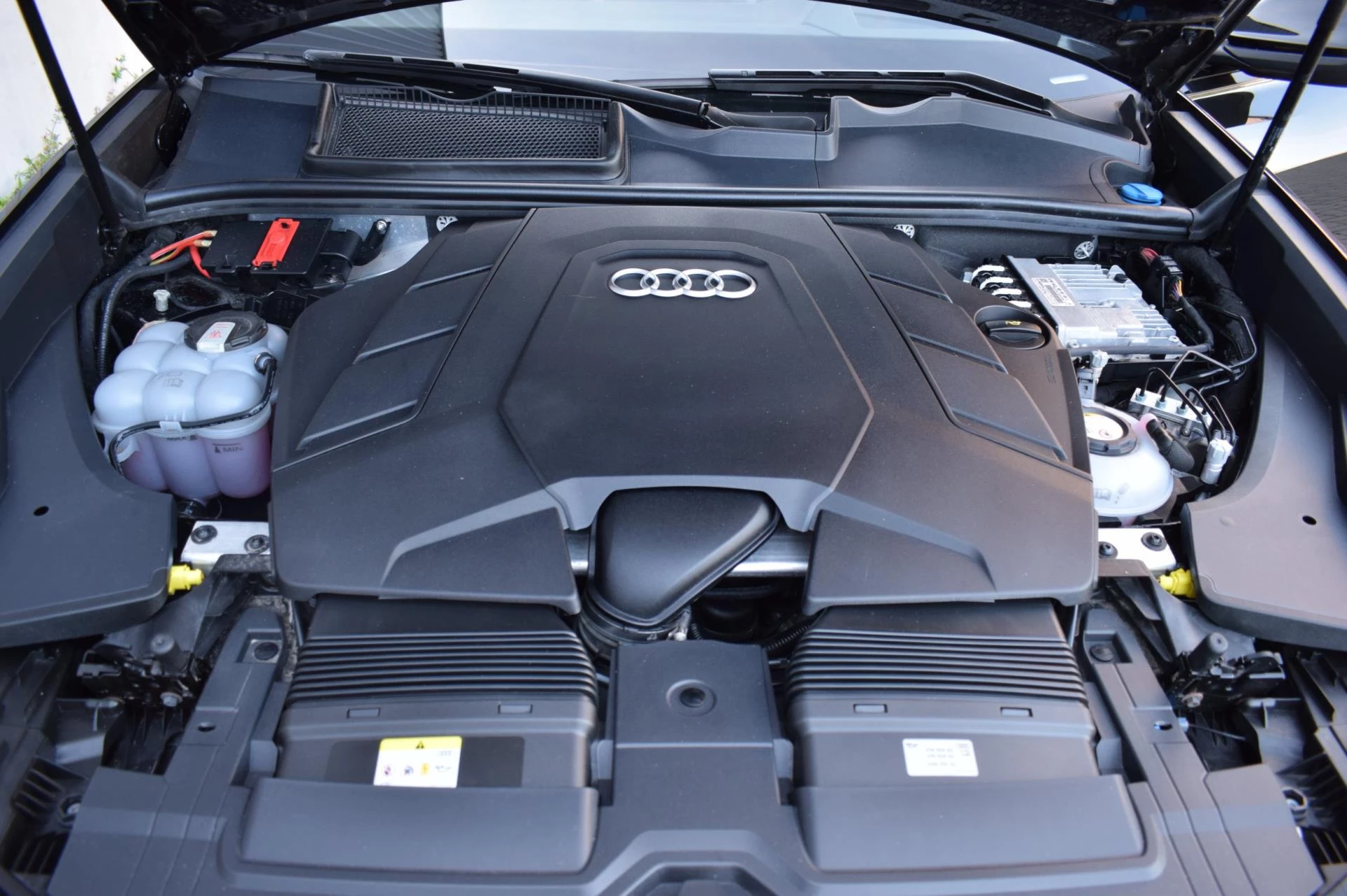 Hoofdafbeelding Audi Q8