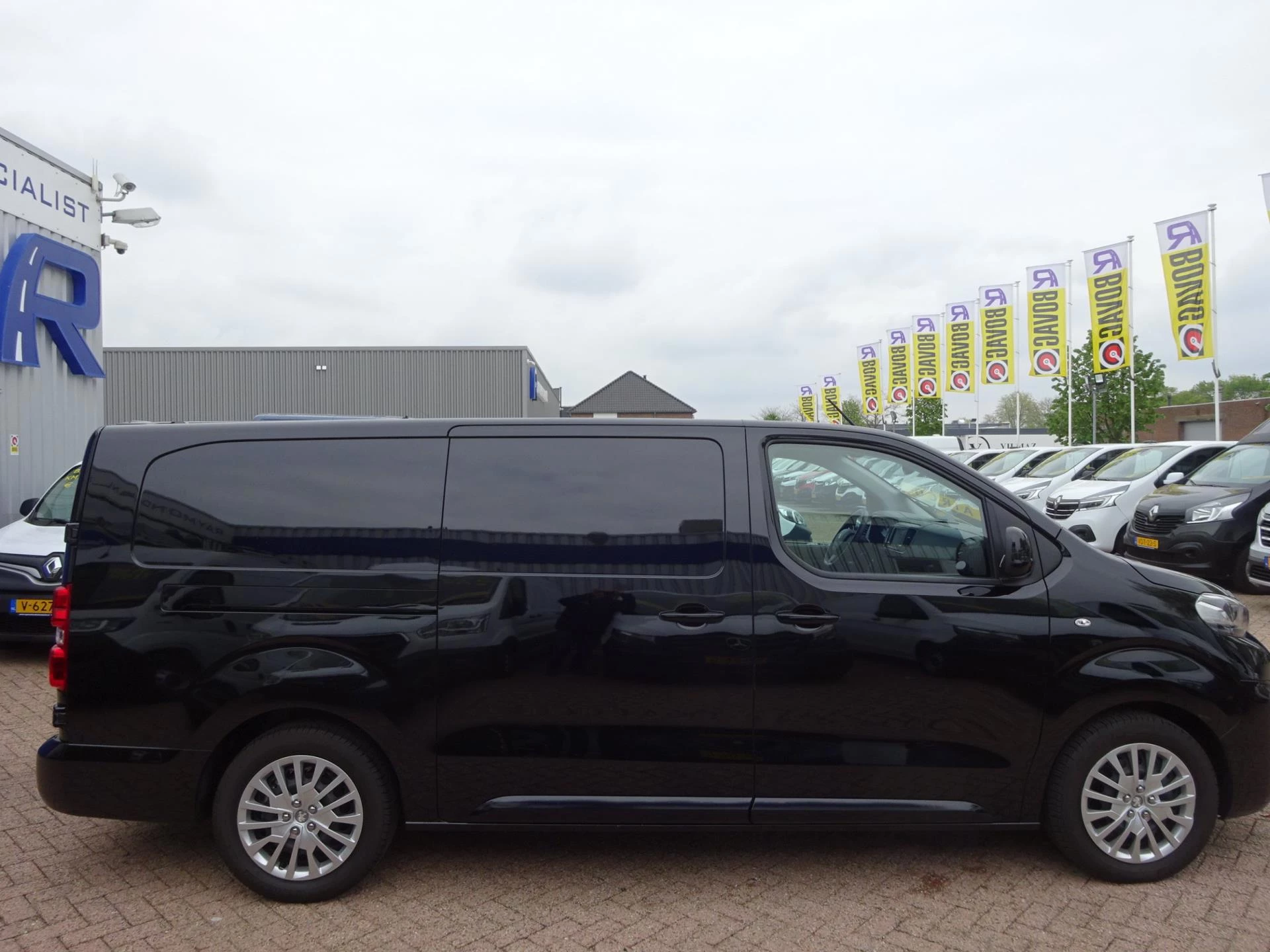 Hoofdafbeelding Peugeot e-Expert