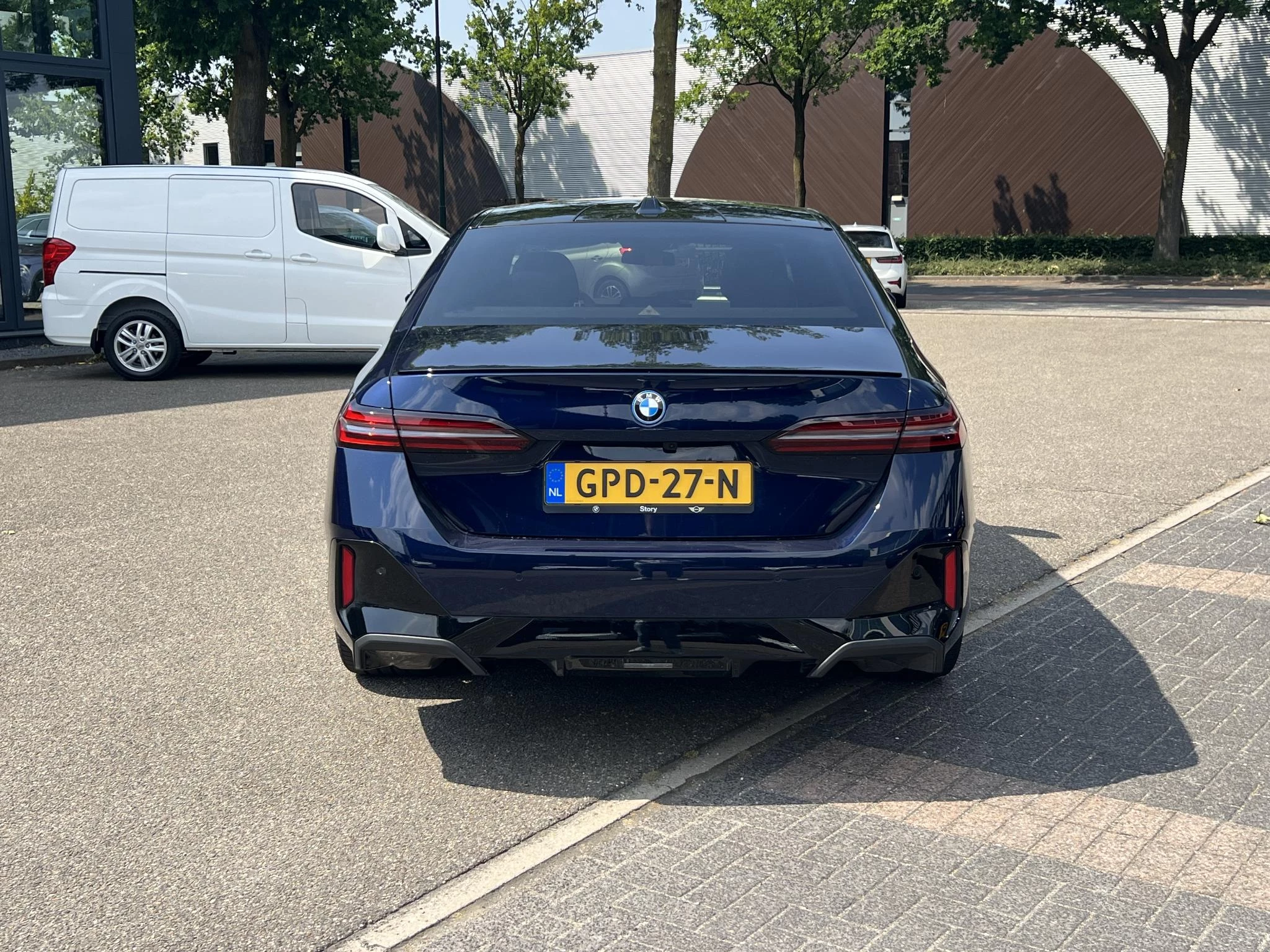 Hoofdafbeelding BMW i5