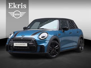 Mini 5-deurs Cooper | John Cooper Works + Camera + JCW Sportstoelen + Apple Carplay + Getint Glas + Climate Control + Adaptief Onderstel + 17'' LMV