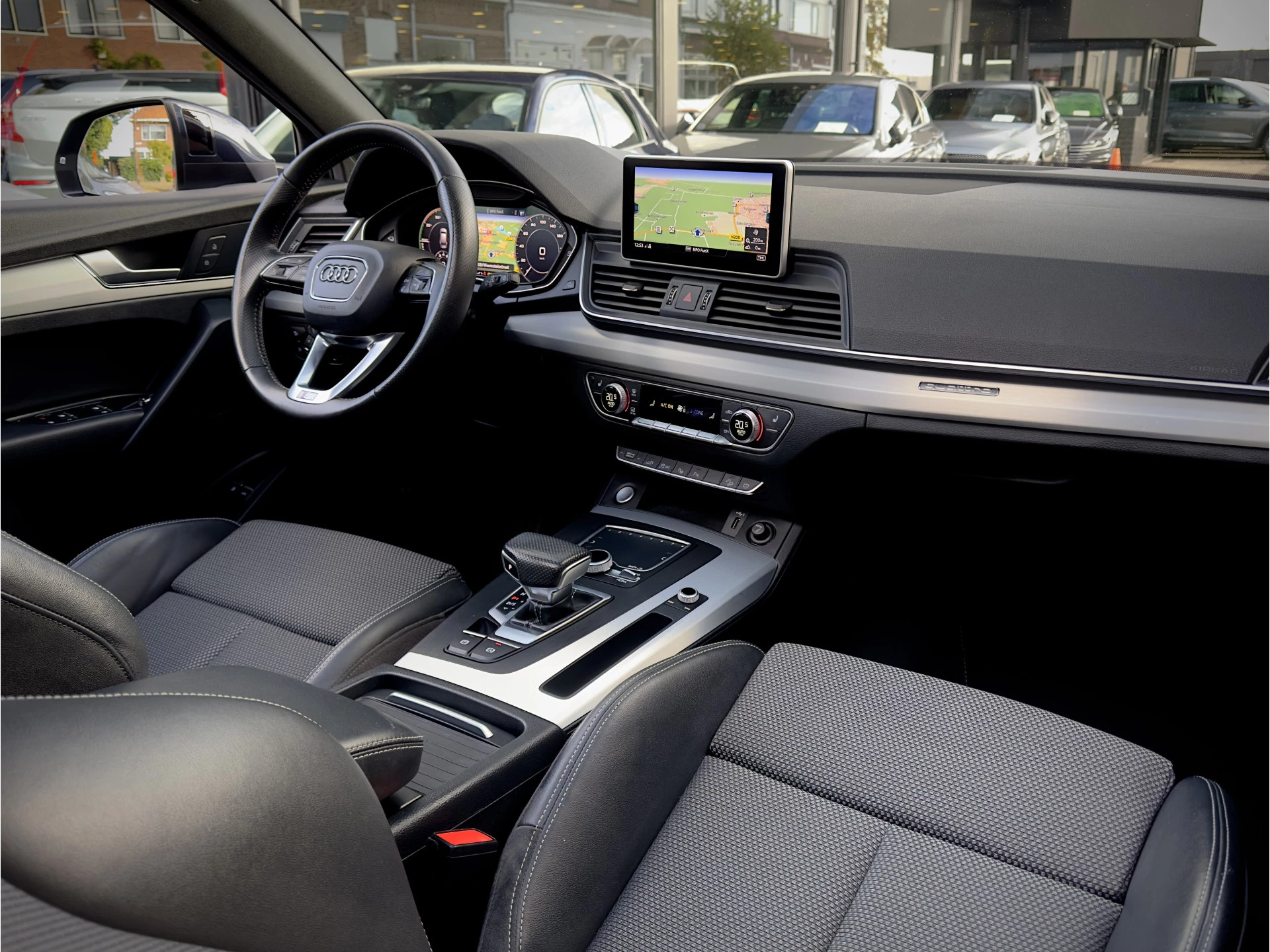 Hoofdafbeelding Audi Q5