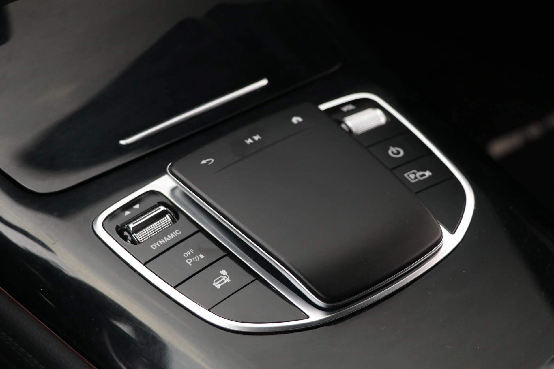 Hoofdafbeelding Mercedes-Benz EQC