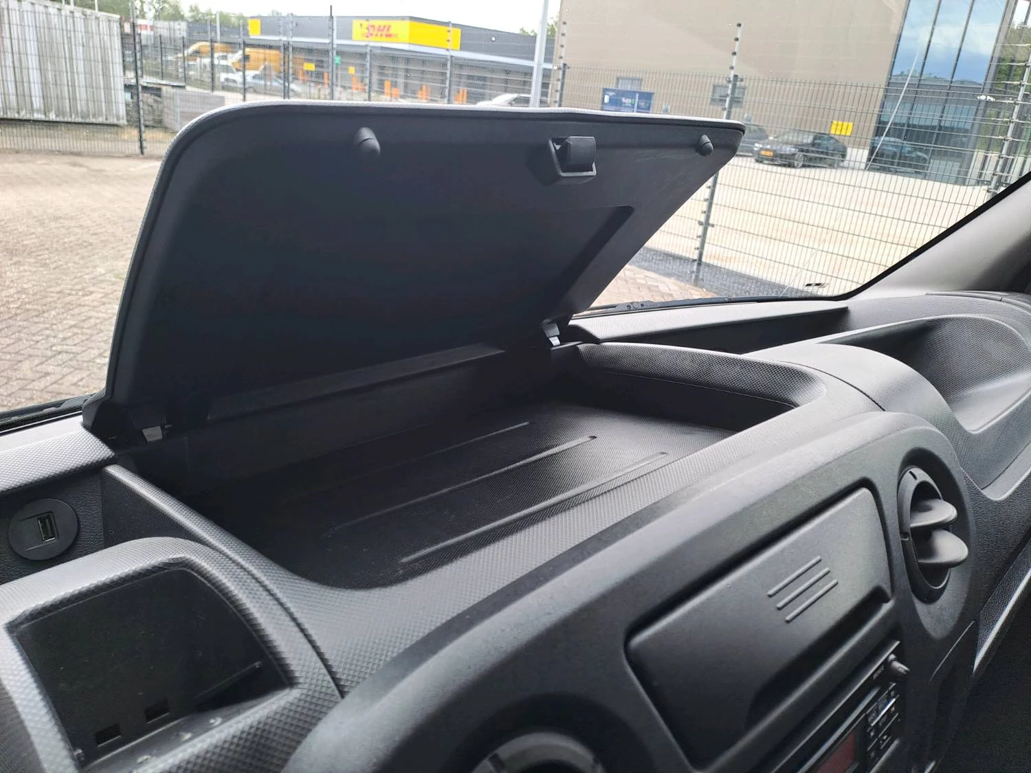 Hoofdafbeelding Nissan NV400