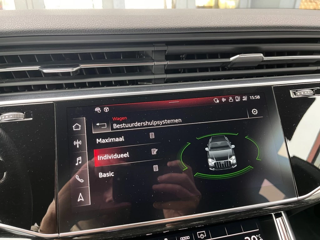 Hoofdafbeelding Audi Q8