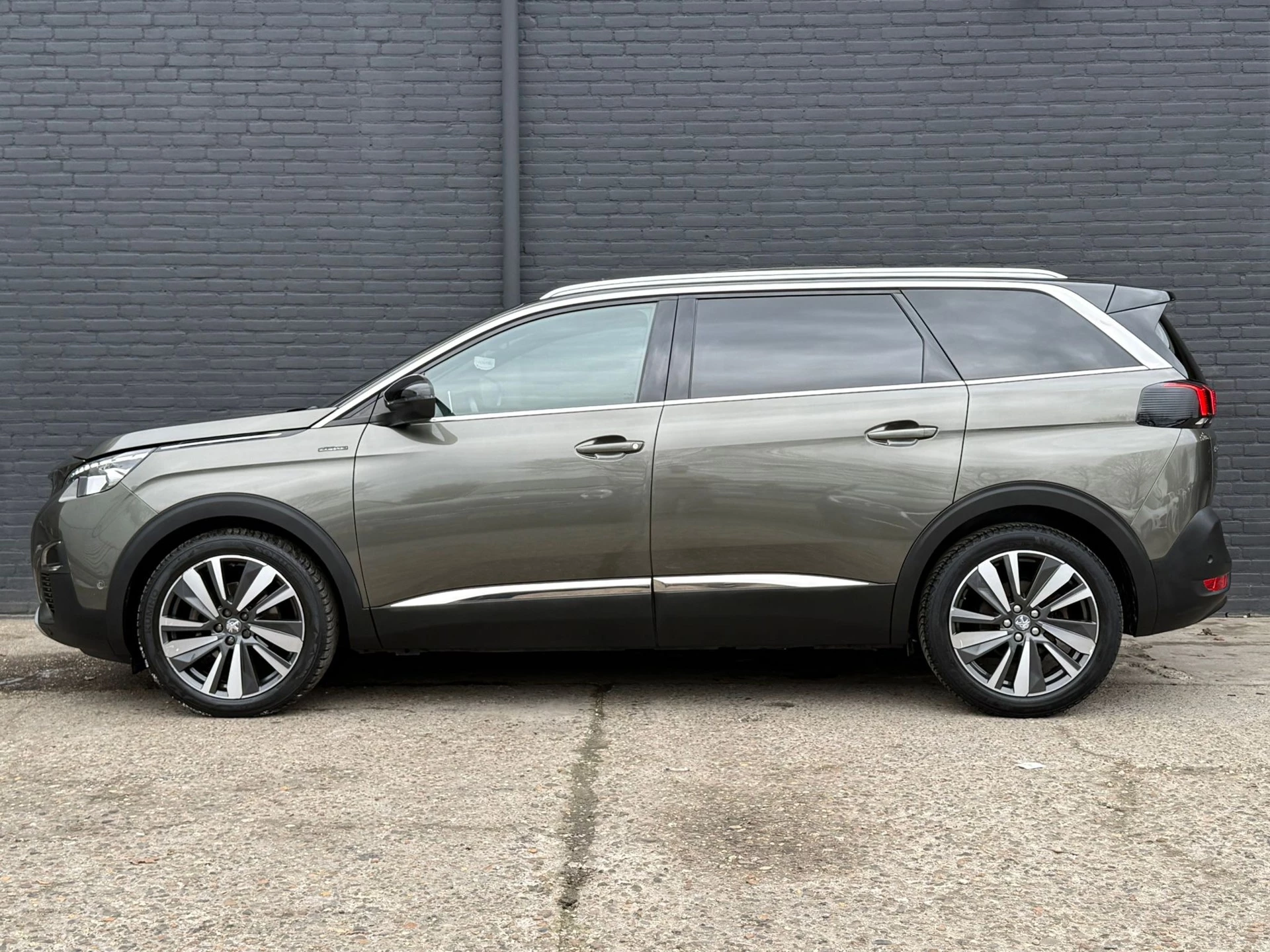 Hoofdafbeelding Peugeot 5008