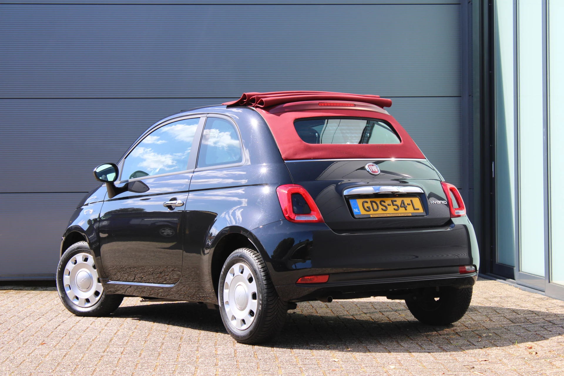 Hoofdafbeelding Fiat 500C