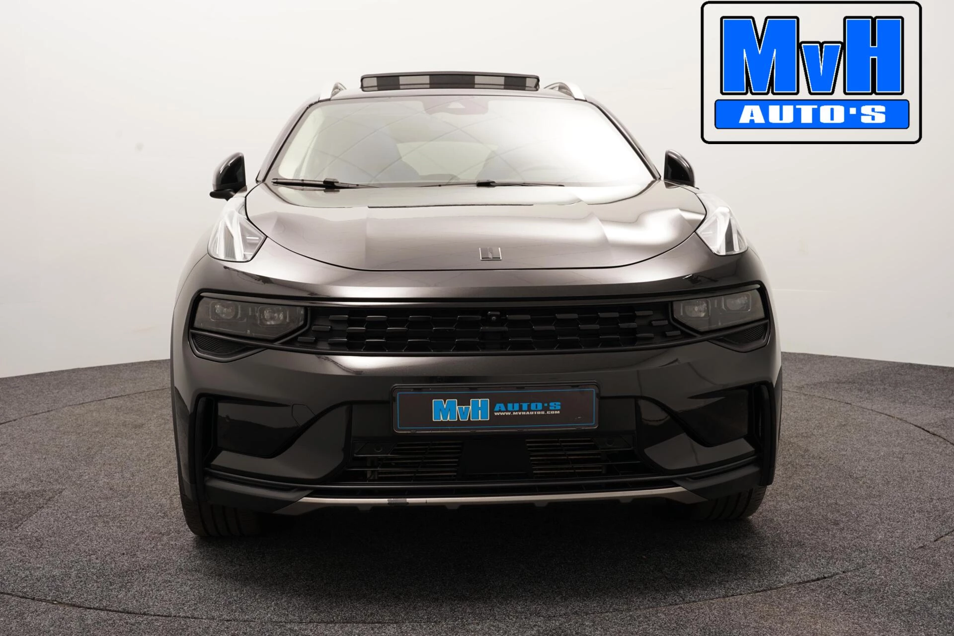 Hoofdafbeelding Lynk & Co 01