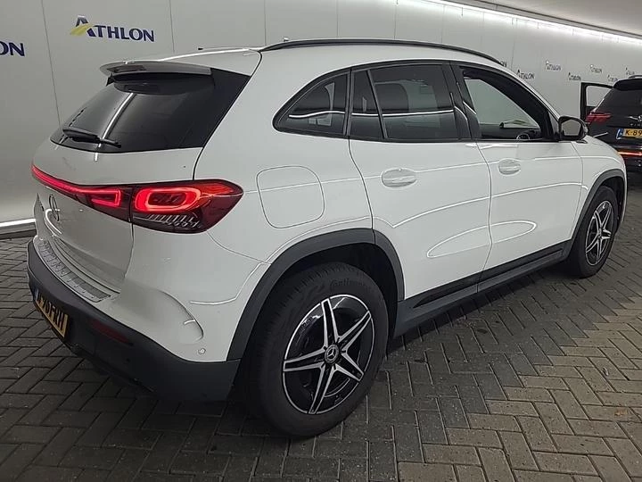 Hoofdafbeelding Mercedes-Benz EQA