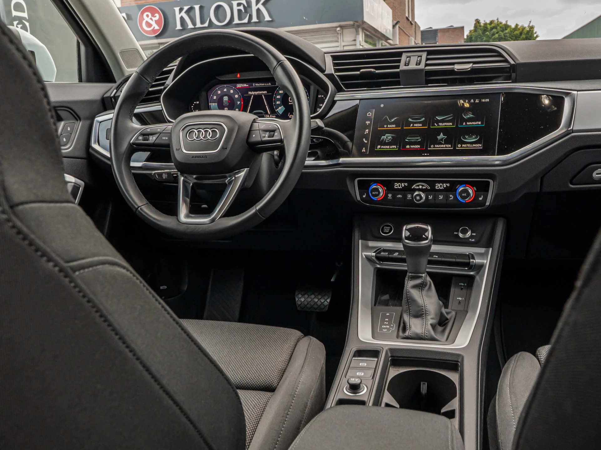 Hoofdafbeelding Audi Q3