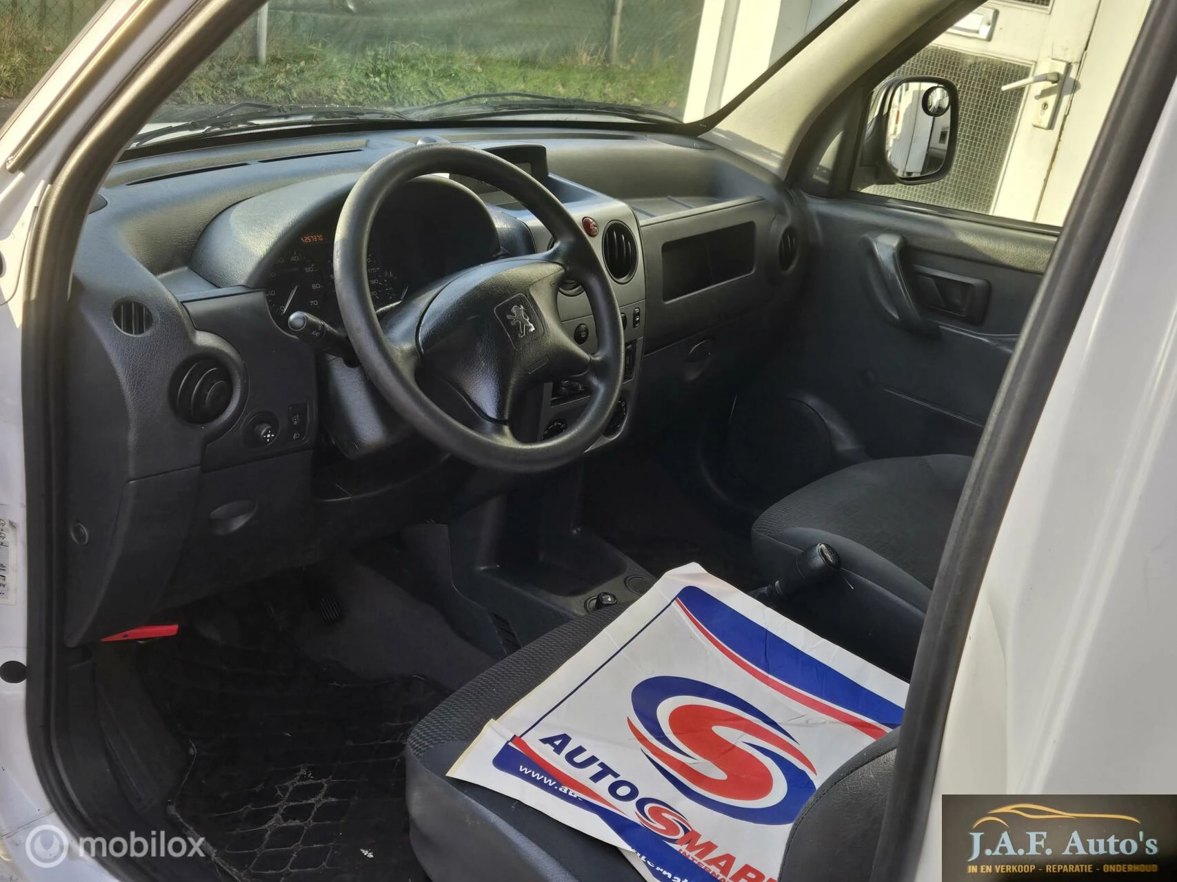 Hoofdafbeelding Peugeot Partner