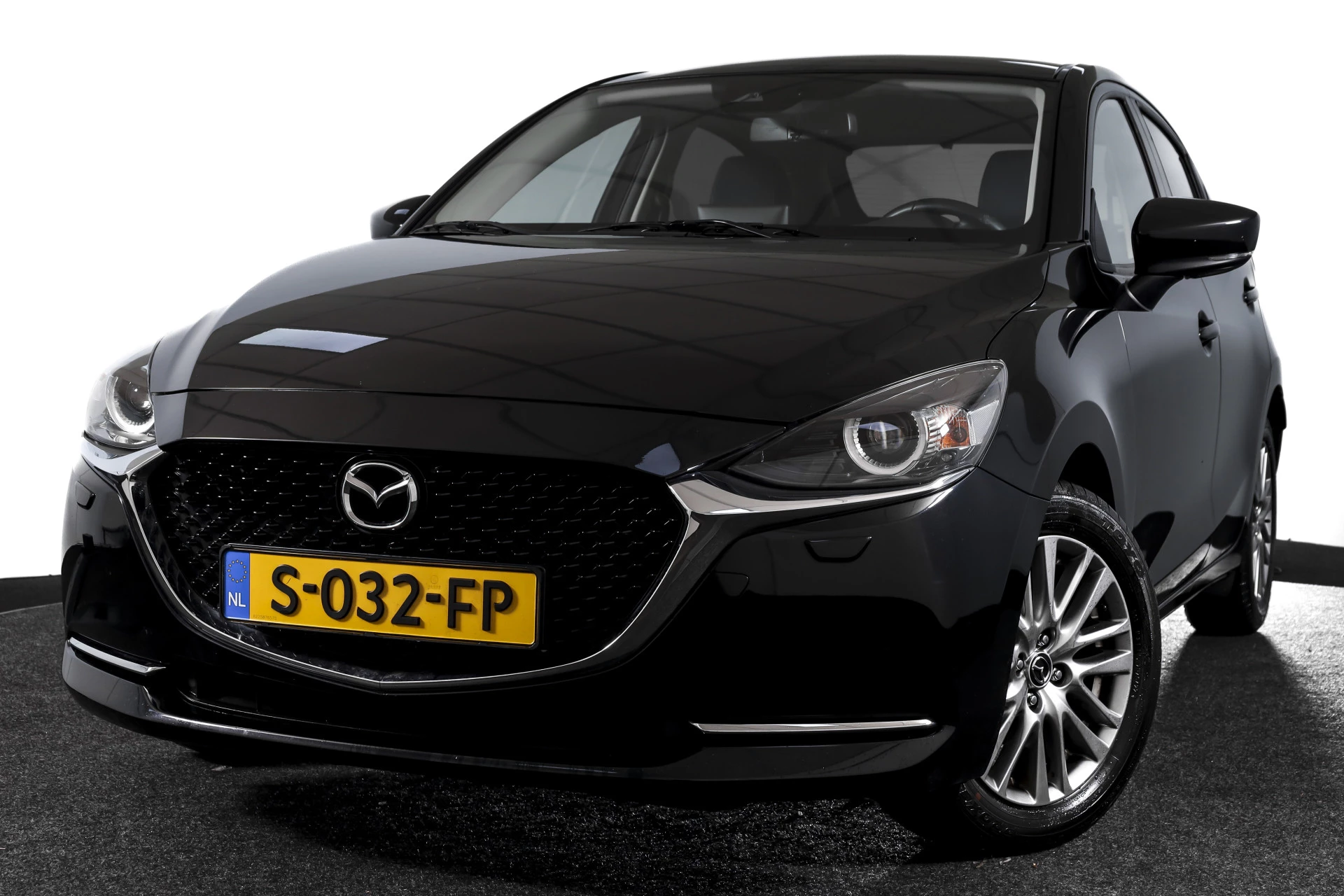 Hoofdafbeelding Mazda 2