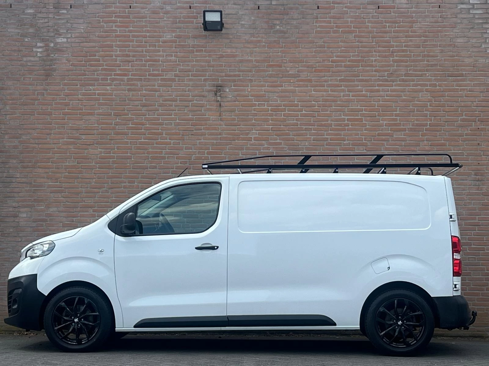 Hoofdafbeelding Peugeot Expert