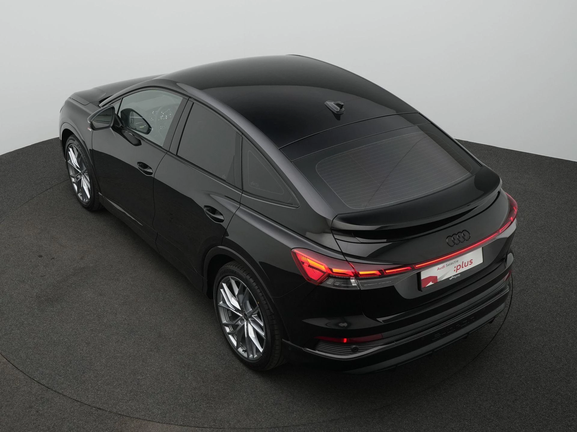 Hoofdafbeelding Audi Q4 Sportback e-tron