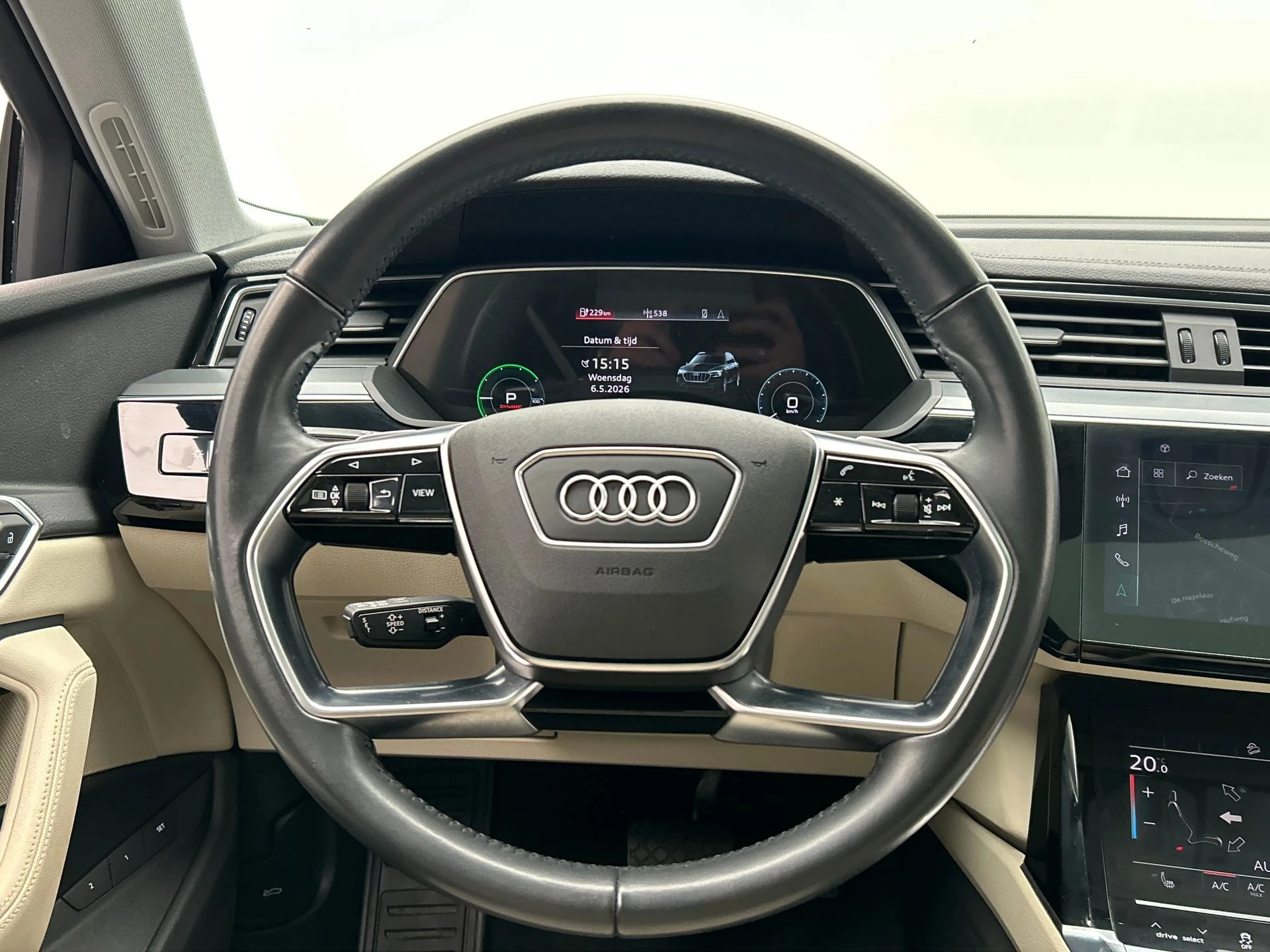 Hoofdafbeelding Audi e-tron