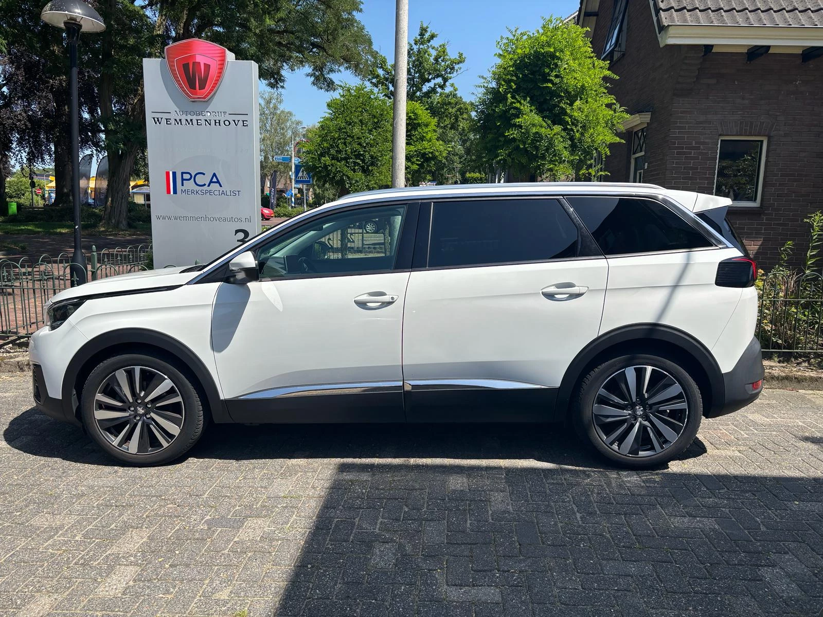 Hoofdafbeelding Peugeot 5008