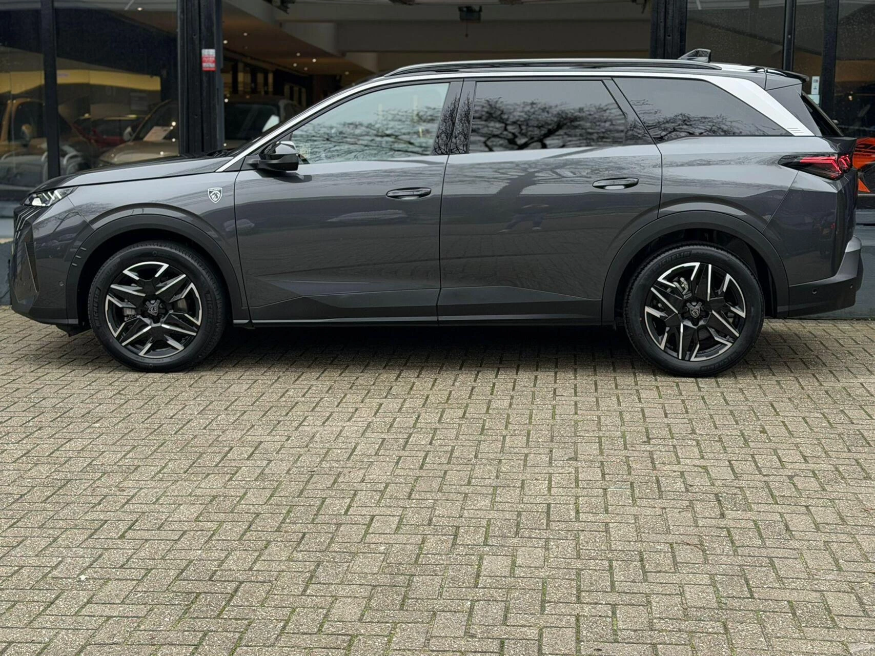Hoofdafbeelding Peugeot 5008