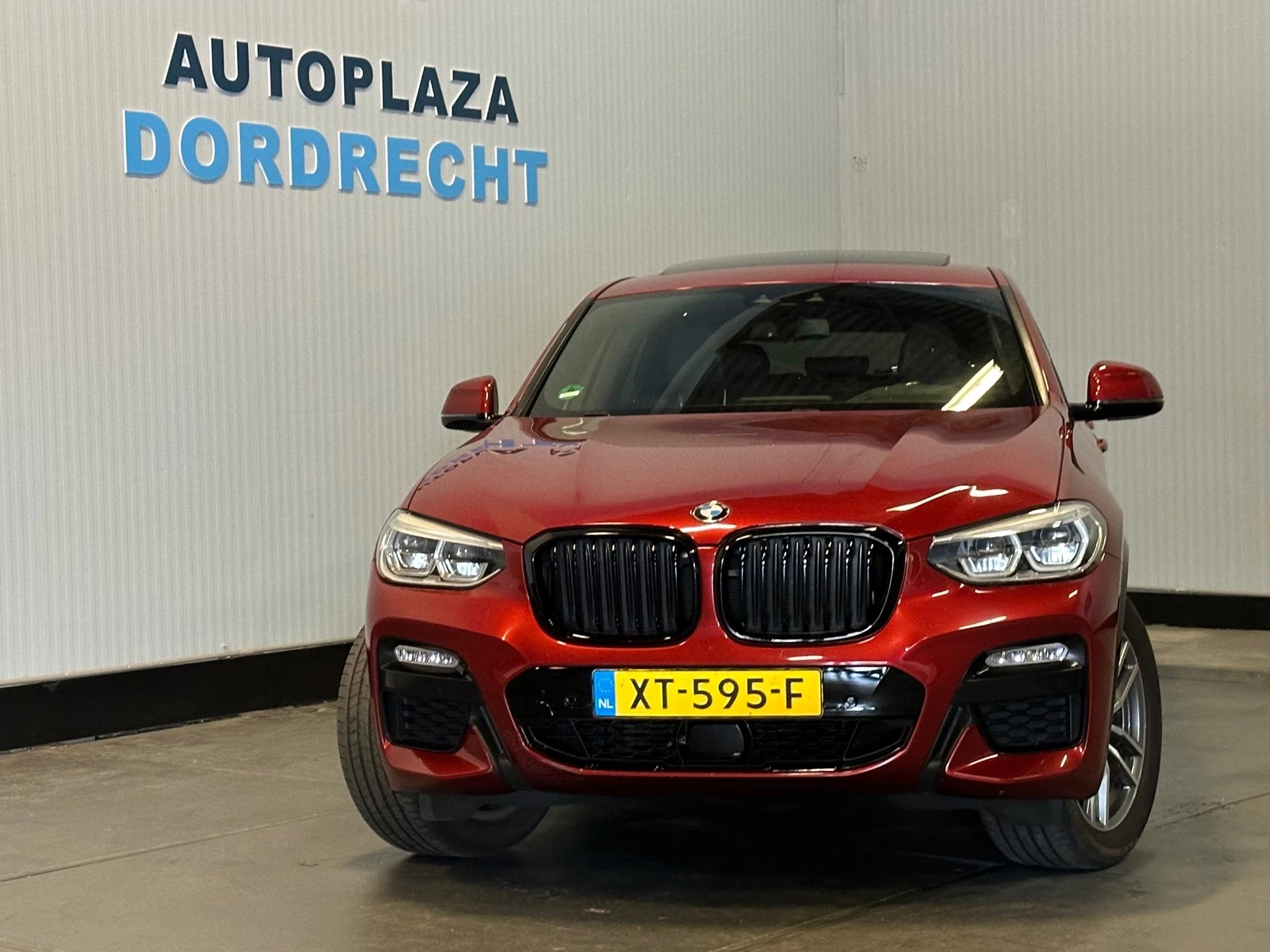 Hoofdafbeelding BMW X4