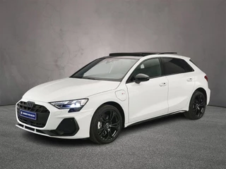 Audi A3 Sportback 40 TFSI e S edition | Panorama Dak | Adaptieve Cruise | Camera | Head-up | Matrix Led | Apple/Android Play | Comfort-pakket plus | Licht-pakket | Assistentie Pakket |