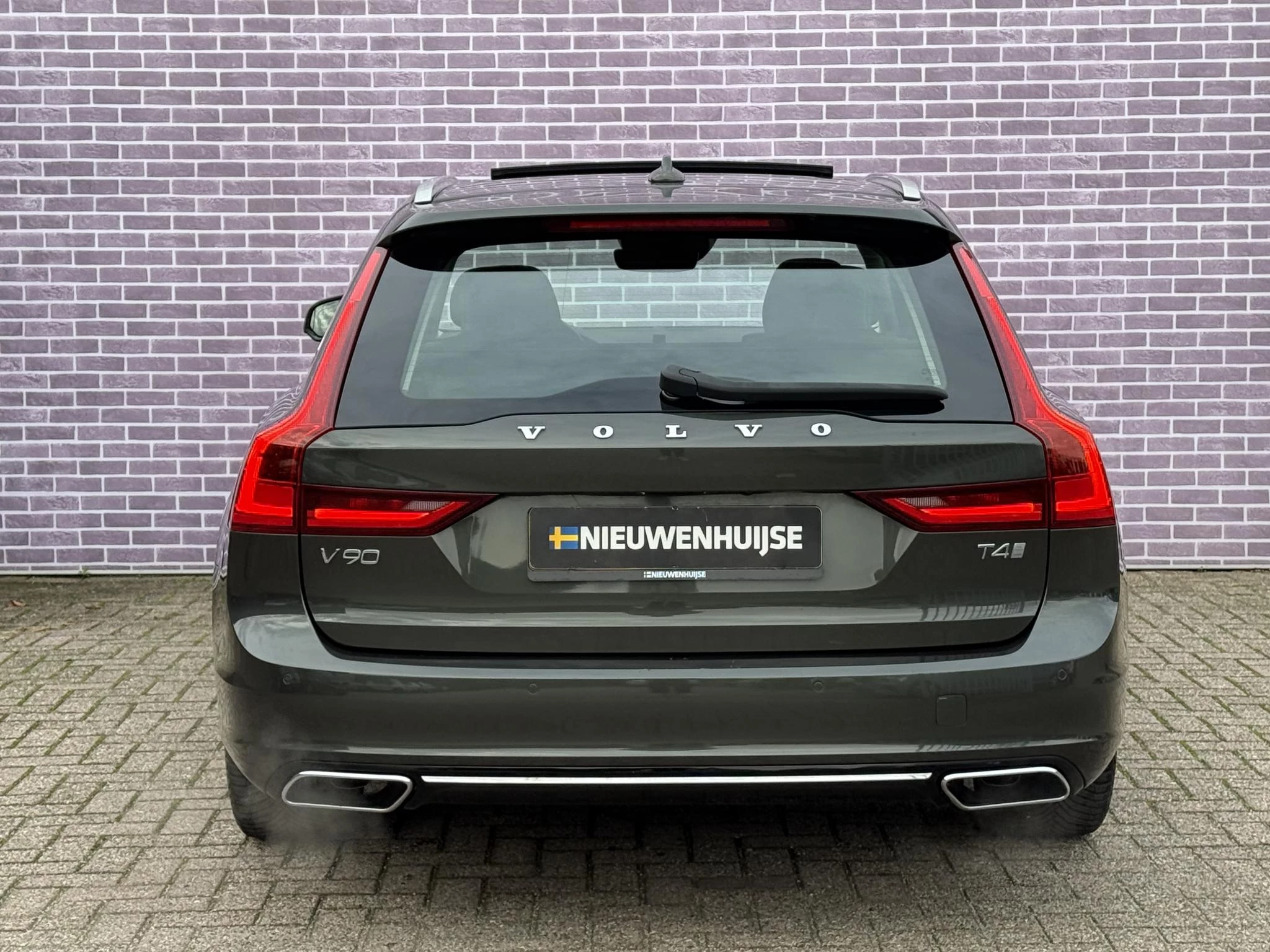 Hoofdafbeelding Volvo V90