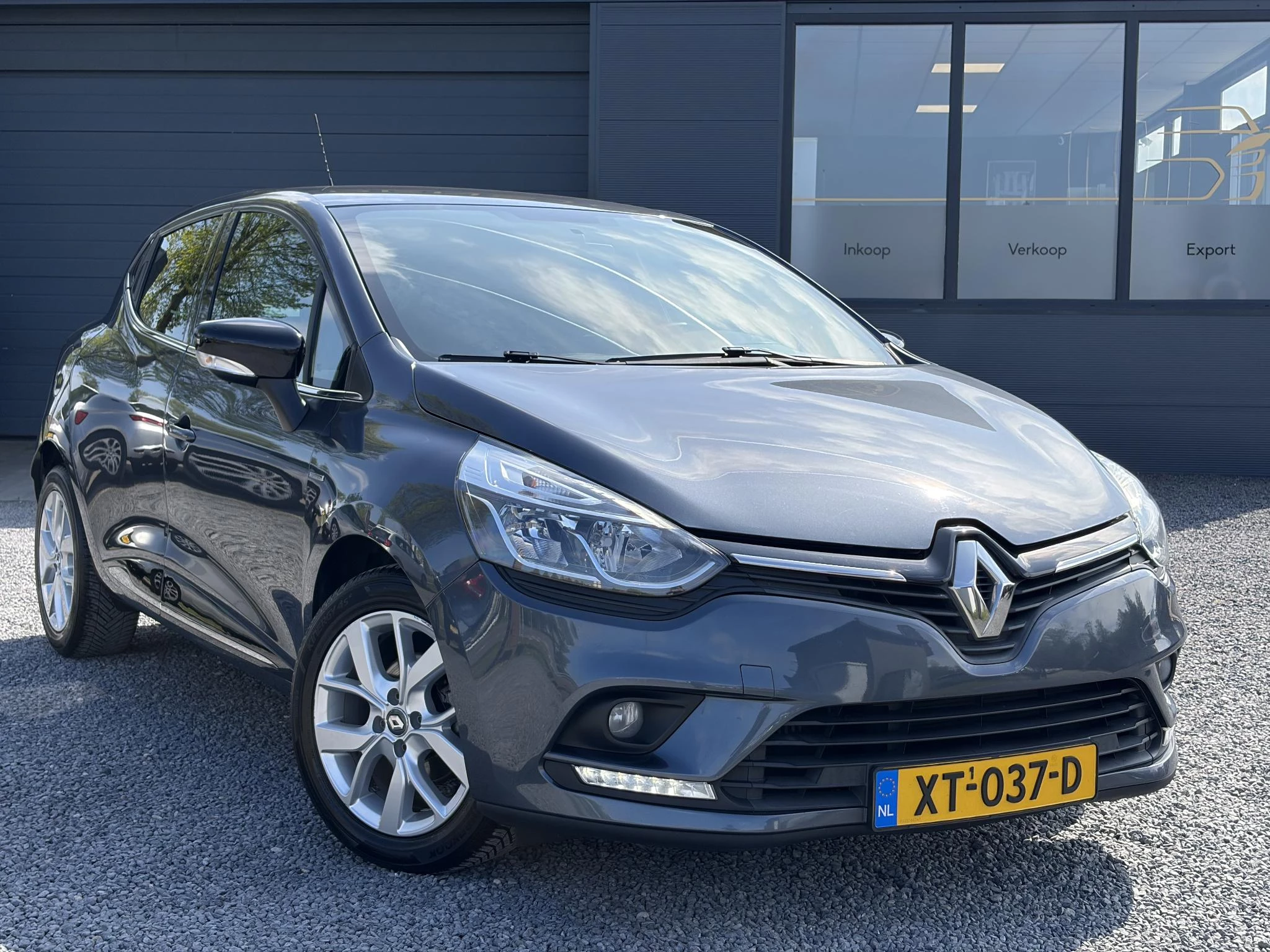 Hoofdafbeelding Renault Clio