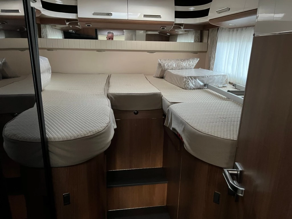 Hoofdafbeelding Carthago Carthago C-compactline I 143 Le