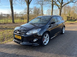 Ford Focus 1.6 EcoBoost Titanium ST Line KEYLESS 150PK STOELVERW CRUISE
