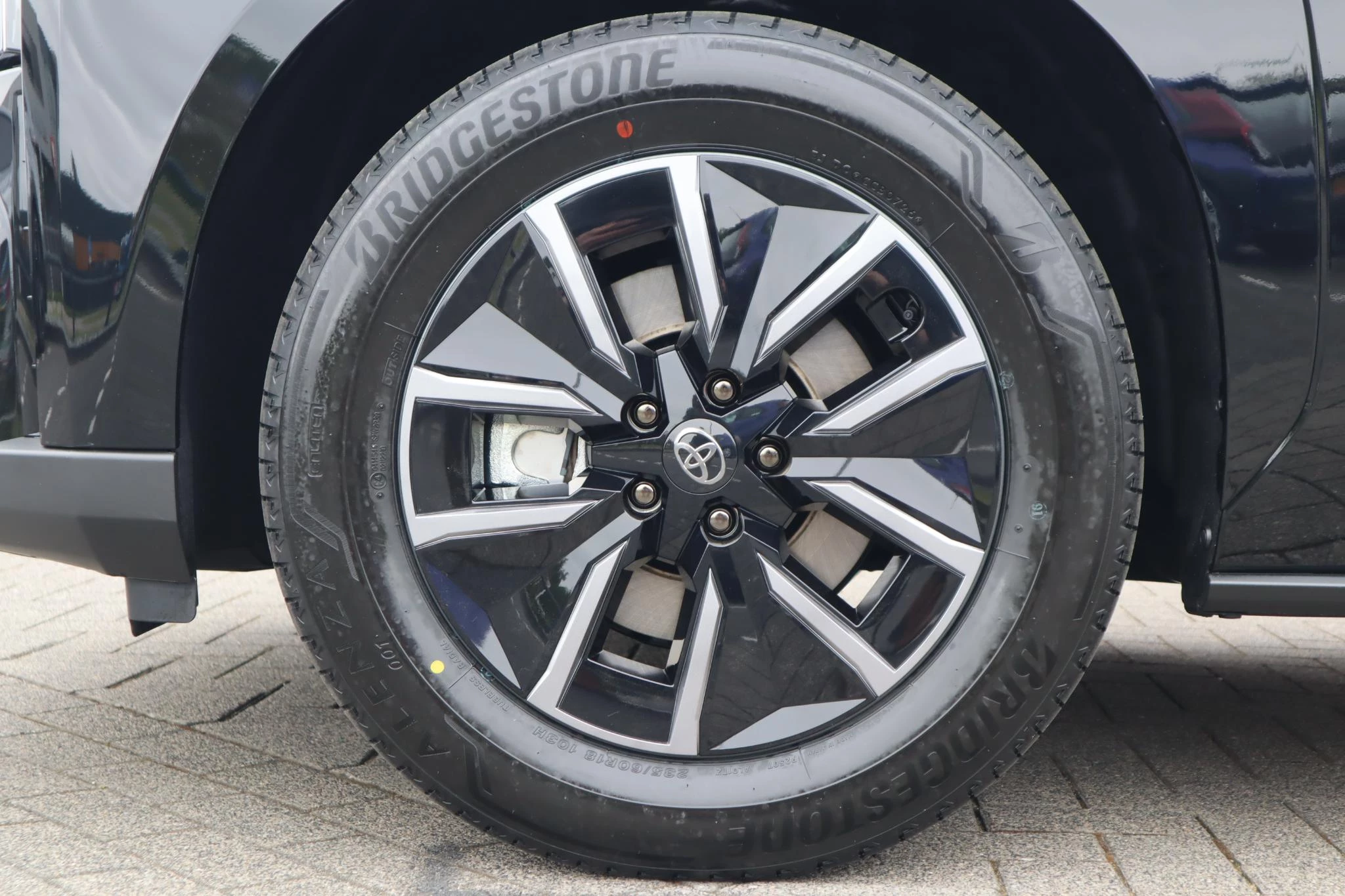 Hoofdafbeelding Toyota bZ4X